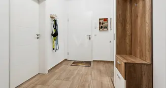 von_poll_real_estate_property_25445013_image_2