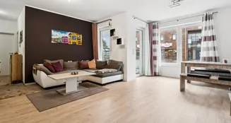 von_poll_real_estate_property_25445013_image_6