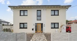 von_poll_real_estate_property_25445011_image_0