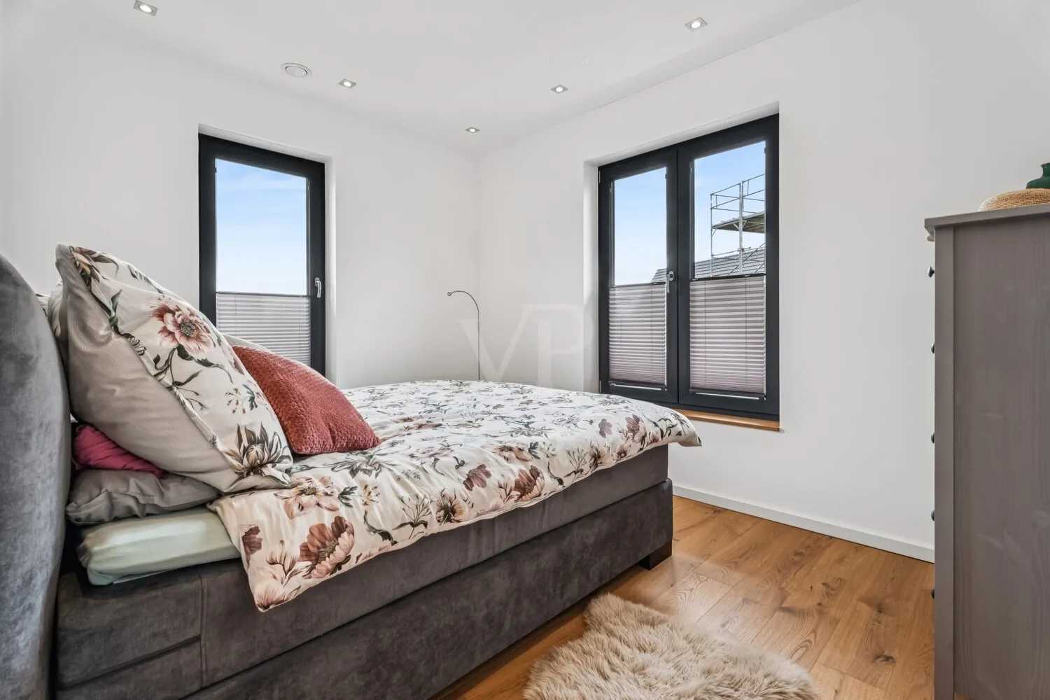 Elternschlafzimmer mit Bad en suite