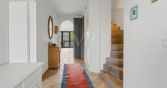 von_poll_real_estate_property_25445017_image_1