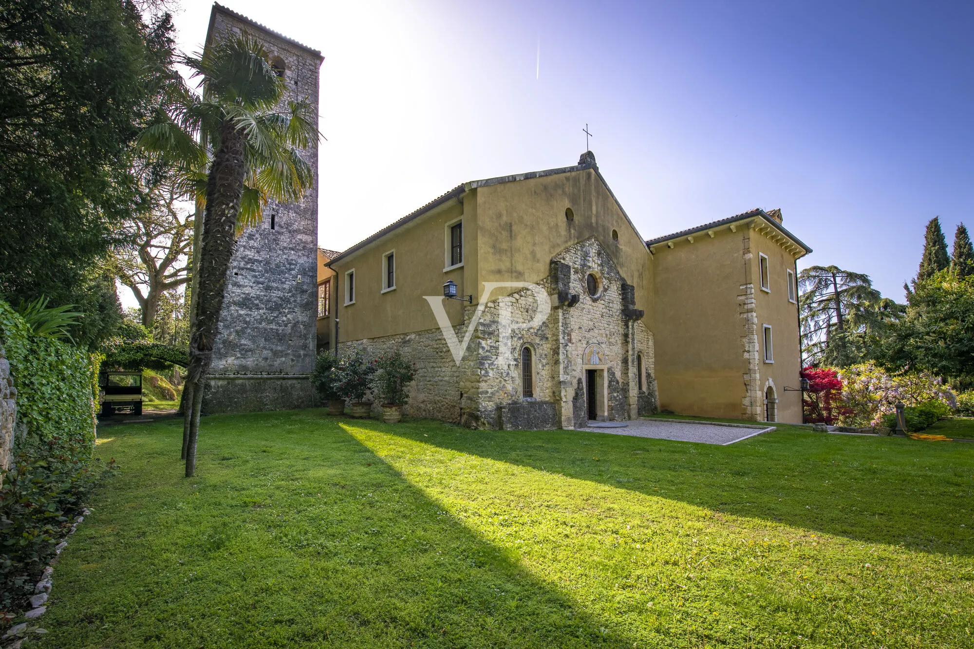 Prestigeträchtiges Immobilienanwesen zwischen Verona und dem Gardasee