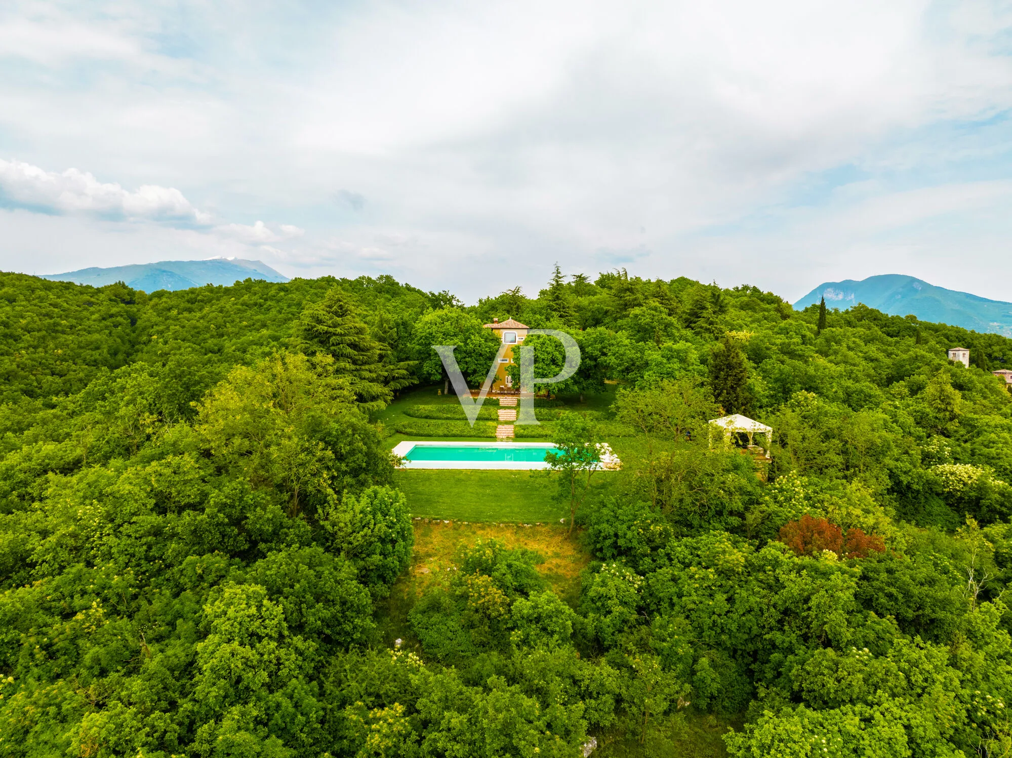Prestigeträchtiges Immobilienanwesen zwischen Verona und dem Gardasee