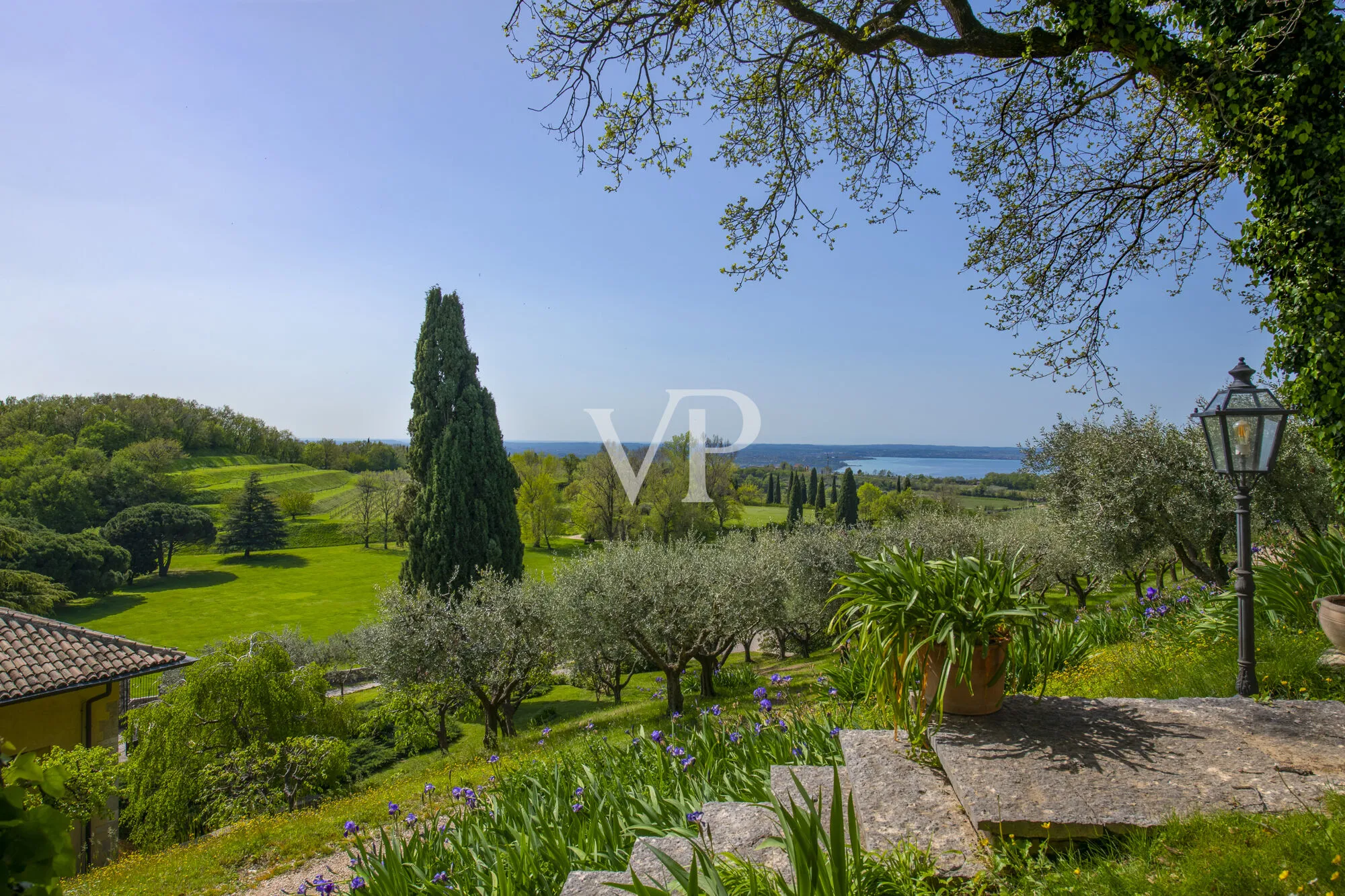 Prestigeträchtiges Immobilienanwesen zwischen Verona und dem Gardasee