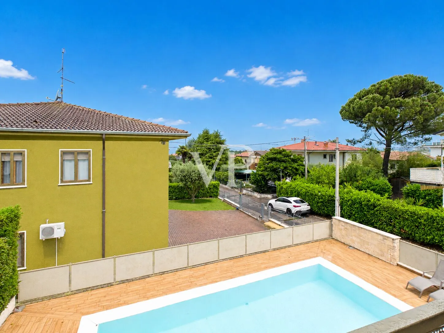Appartamento Trilocale in residence con piscina a Lazise