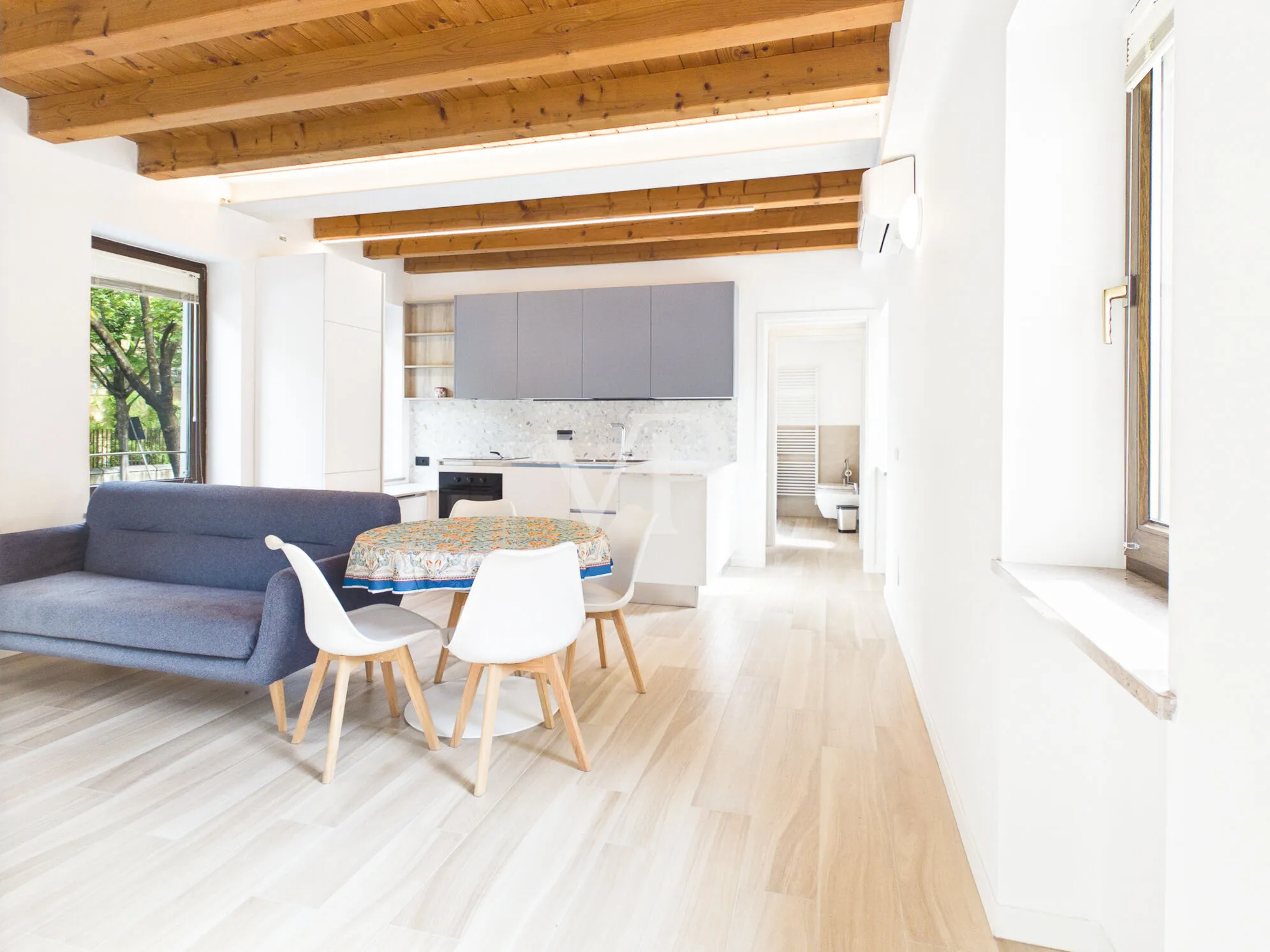 Appartamento in bifamiliare ristrutturato con garage
