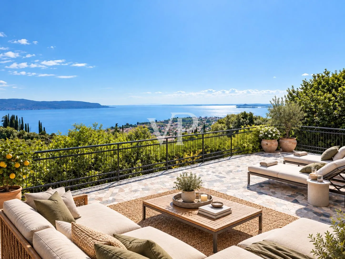 Villa mit großen Panoramaterrassen und atemberaubendem Seeblick