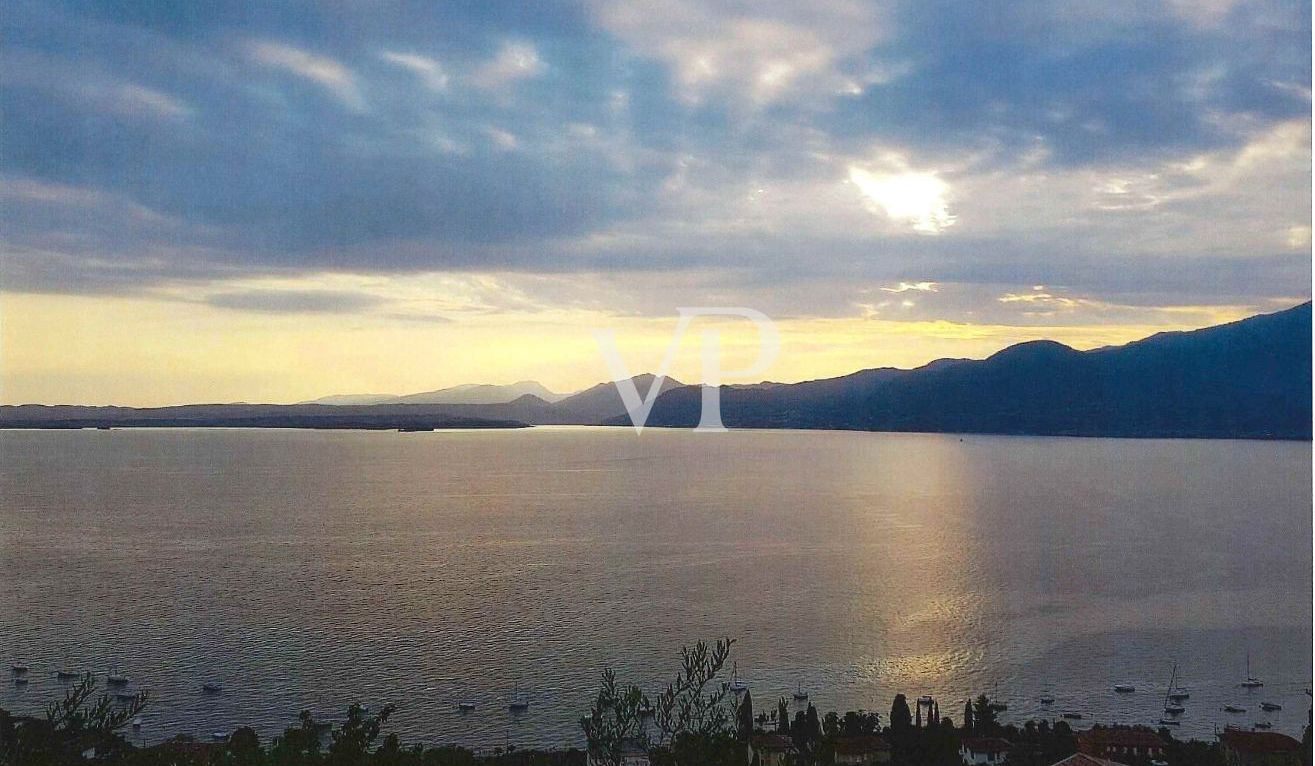 Premiumvilla in sonnenverwöhnter Lage mit Seesicht