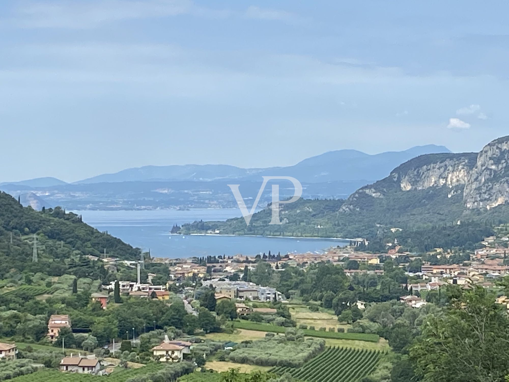 Wonderful view on the bay of Garda - beautiful surrounding development in mediterranean nature and own production of olive oil