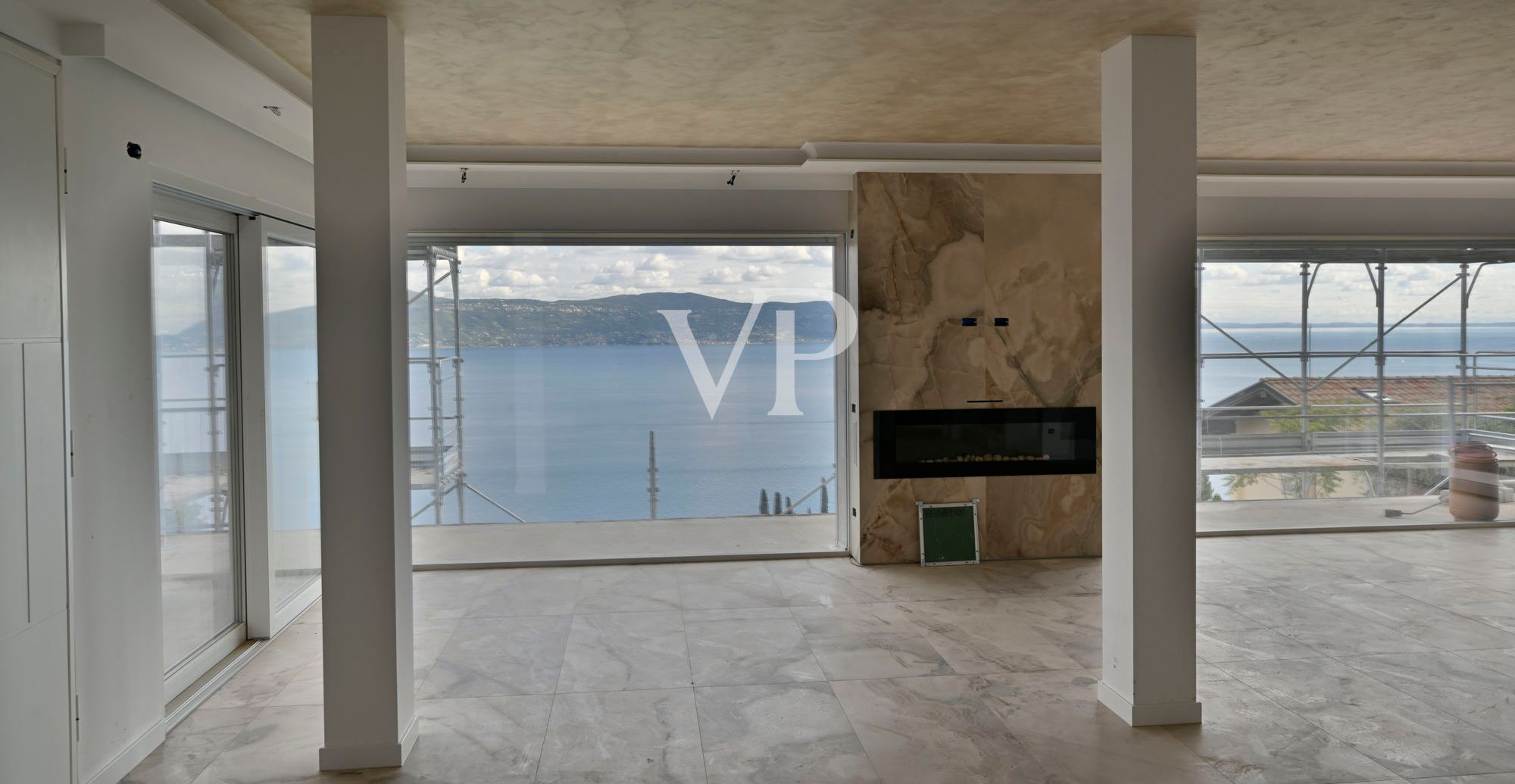 Gorgeous villa with lake view and private pool