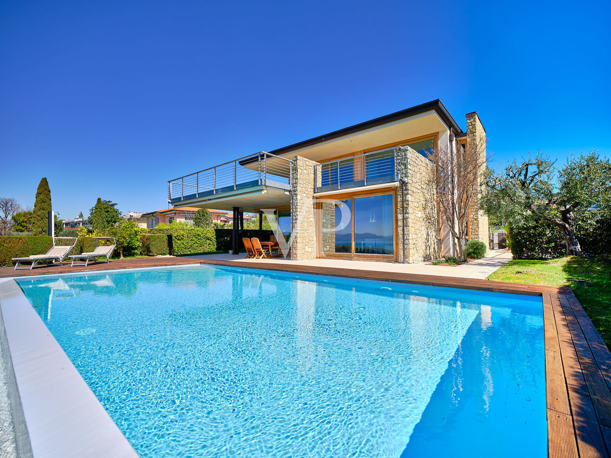 Pool with Villa