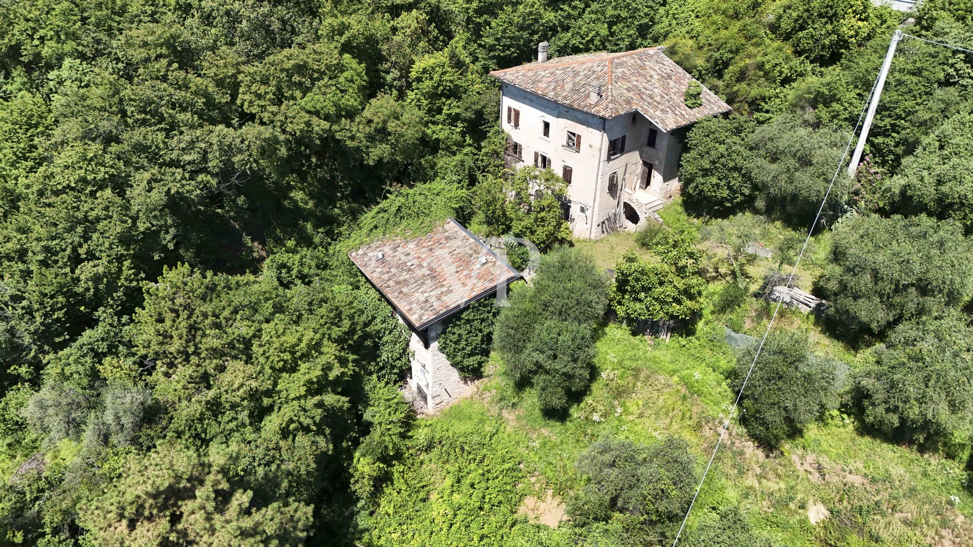 La villa e la dependance