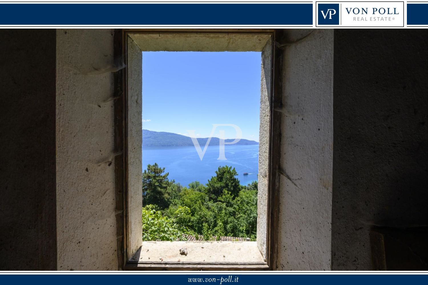 Rustico à Gargnano avec un impressionnant parc avec vue sur le lac