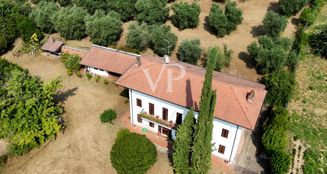 von_poll_real_estate_property_IT244921309_image_9