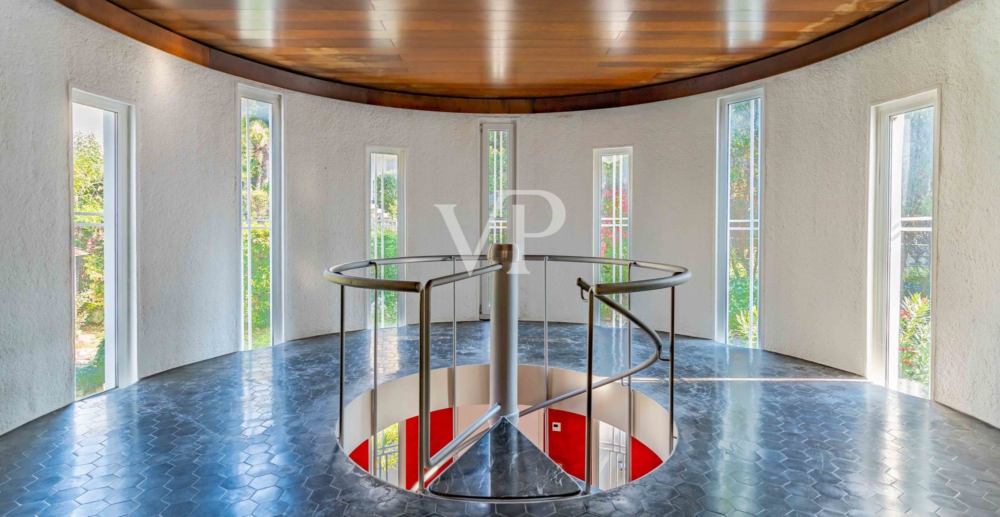 Architektenvilla mit traumhaften Seeblick in Torbole