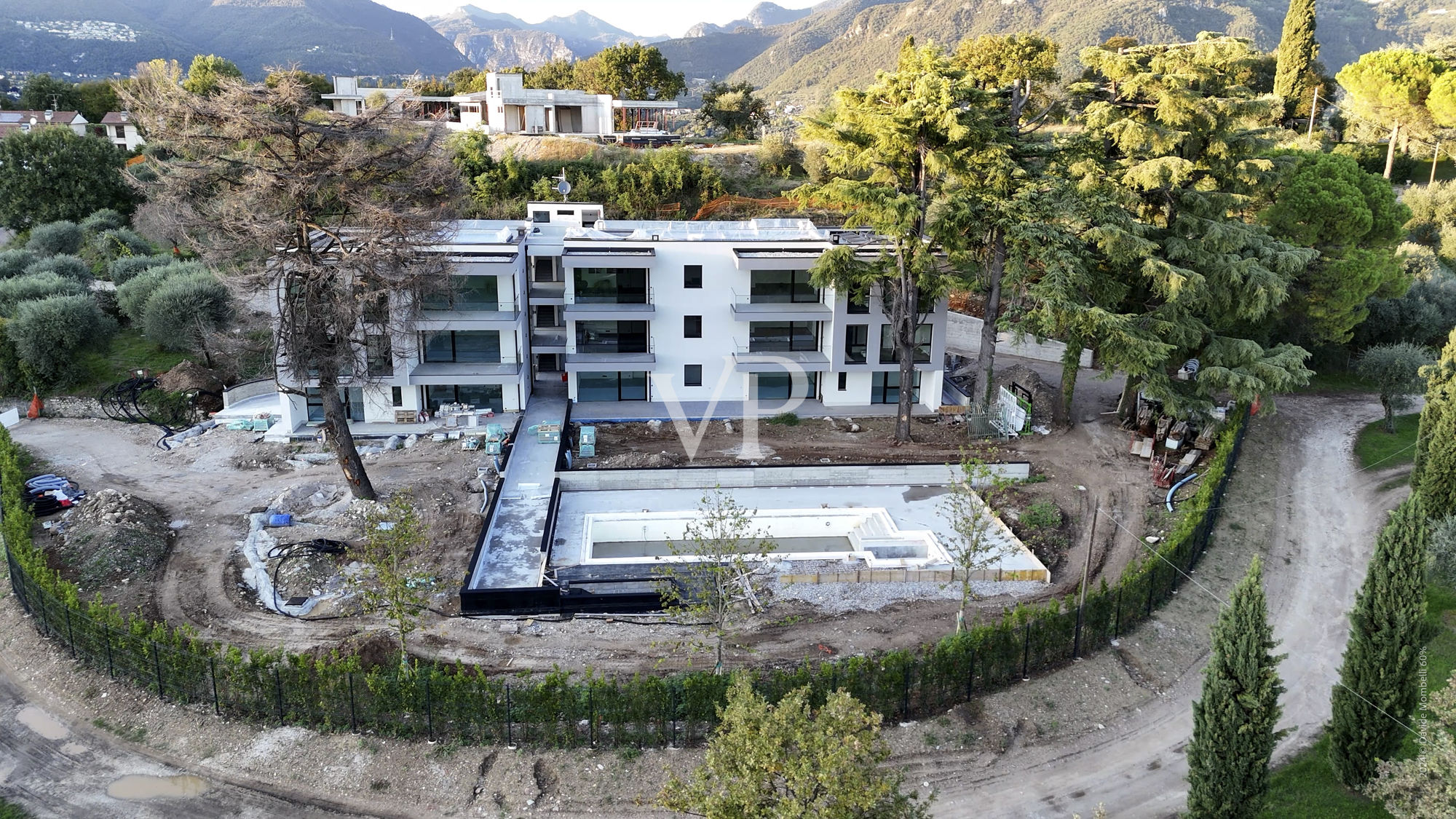 Luxurious penthouse in Salò