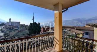 von_poll_real_estate_property_IT244921424_image_42