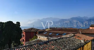 von_poll_real_estate_property_IT244921424_image_99