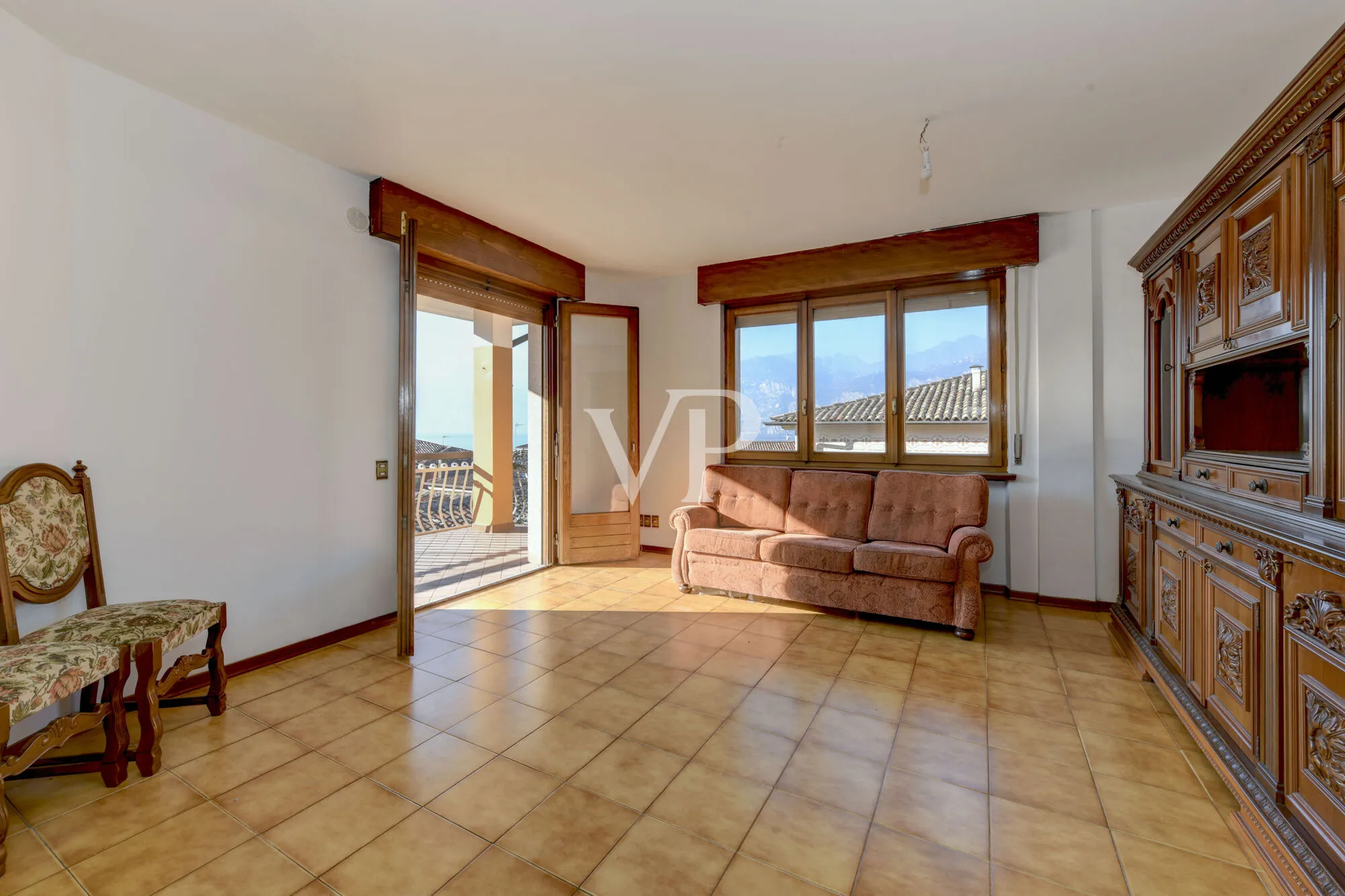 Ampio Attico in Vista Lago in centro a Malcesine