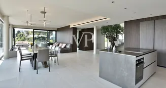 von_poll_real_estate_property_IT244151440_image_35