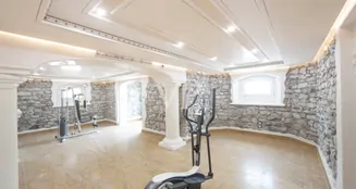 von_poll_real_estate_property_IT242941451_image_31