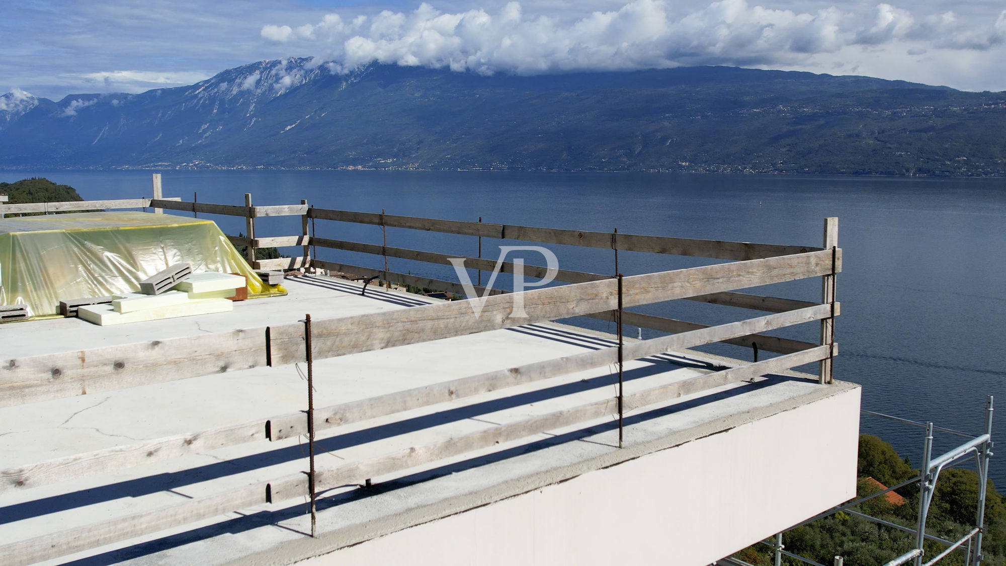 Superbe villa avec vue sur le lac et piscine privée