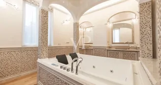 von_poll_real_estate_property_IT242941451_image_98