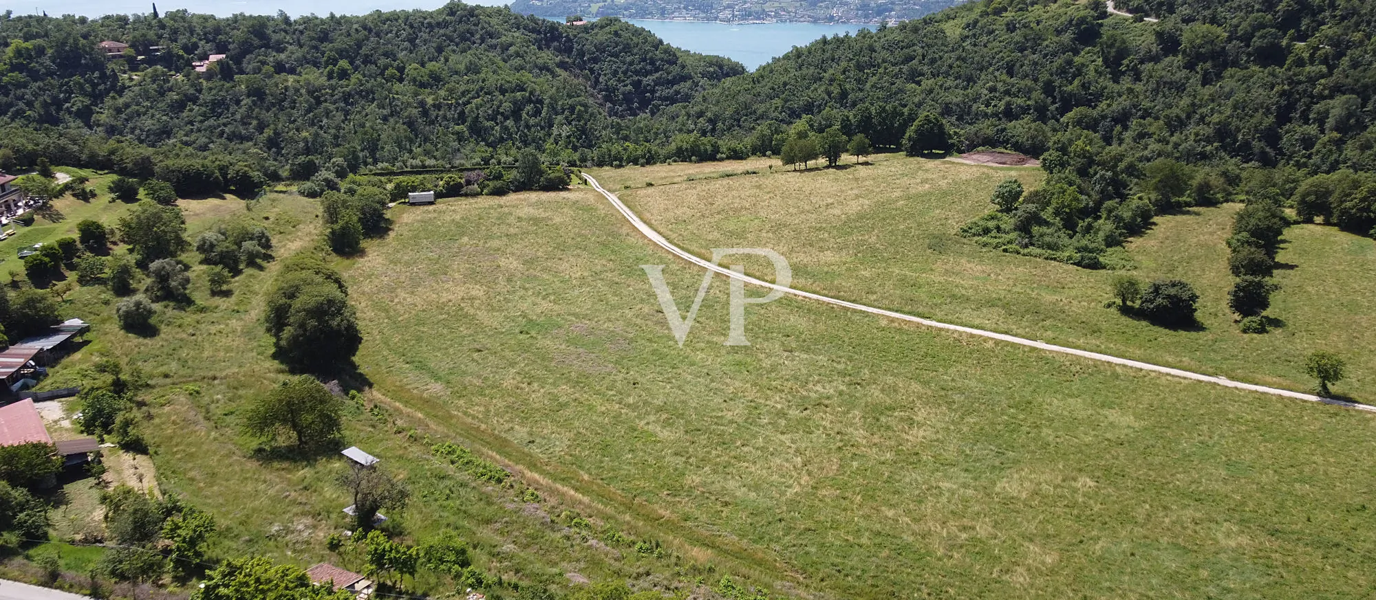 Agricultural land with possibility of building lake view