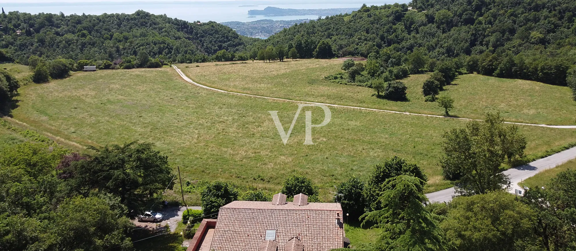 Agricultural land with possibility of building lake view