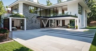 von_poll_real_estate_property_IT244921470_image_1