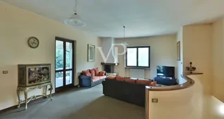 von_poll_real_estate_property_IT244921470_image_15