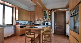 von_poll_real_estate_property_IT244921470_image_16