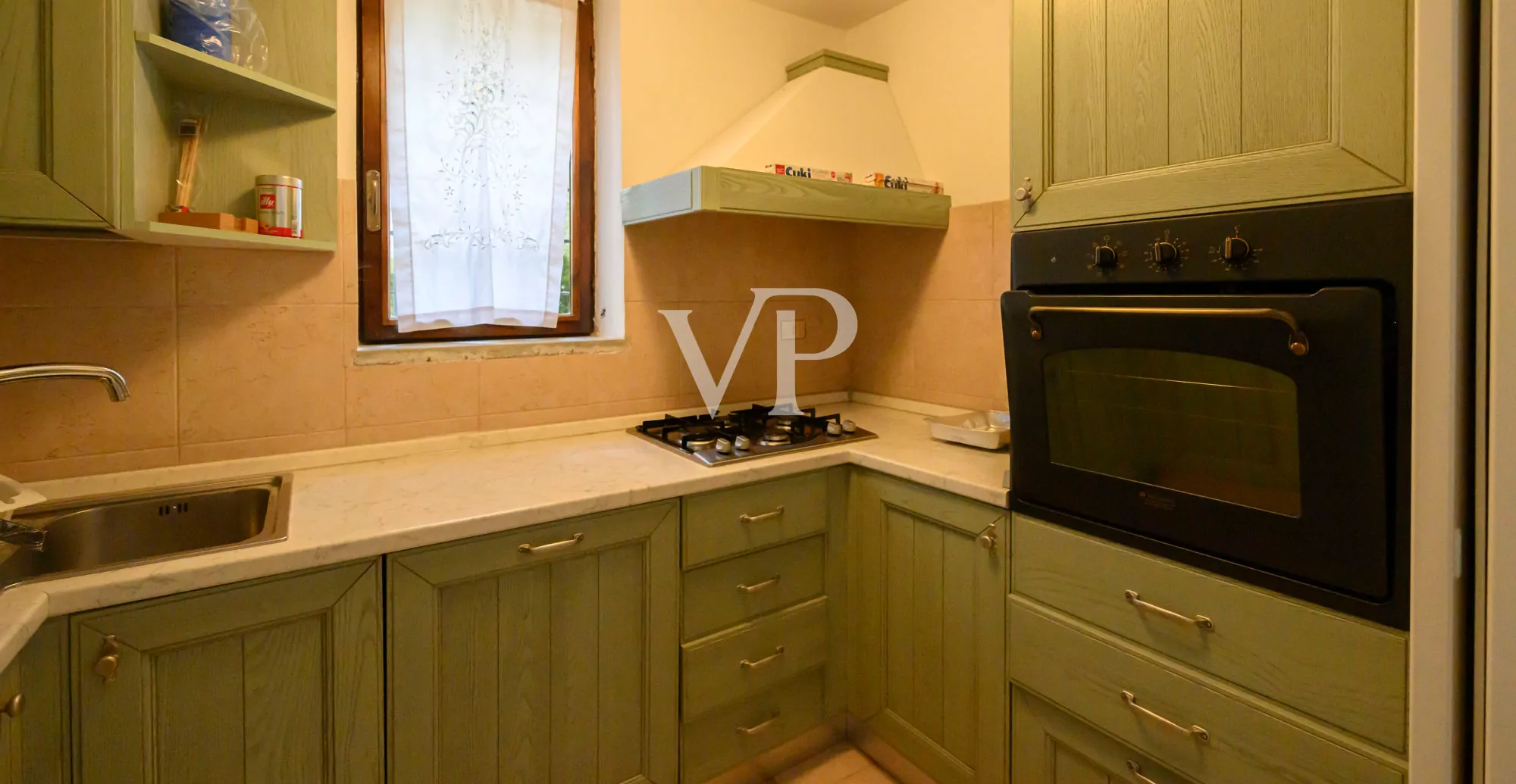 Villa mit zauberhaftem Blick auf den Gardasee