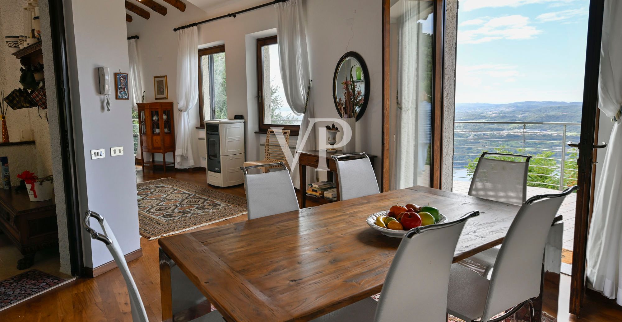 Villa con panorama incantevole sul lago di Garda