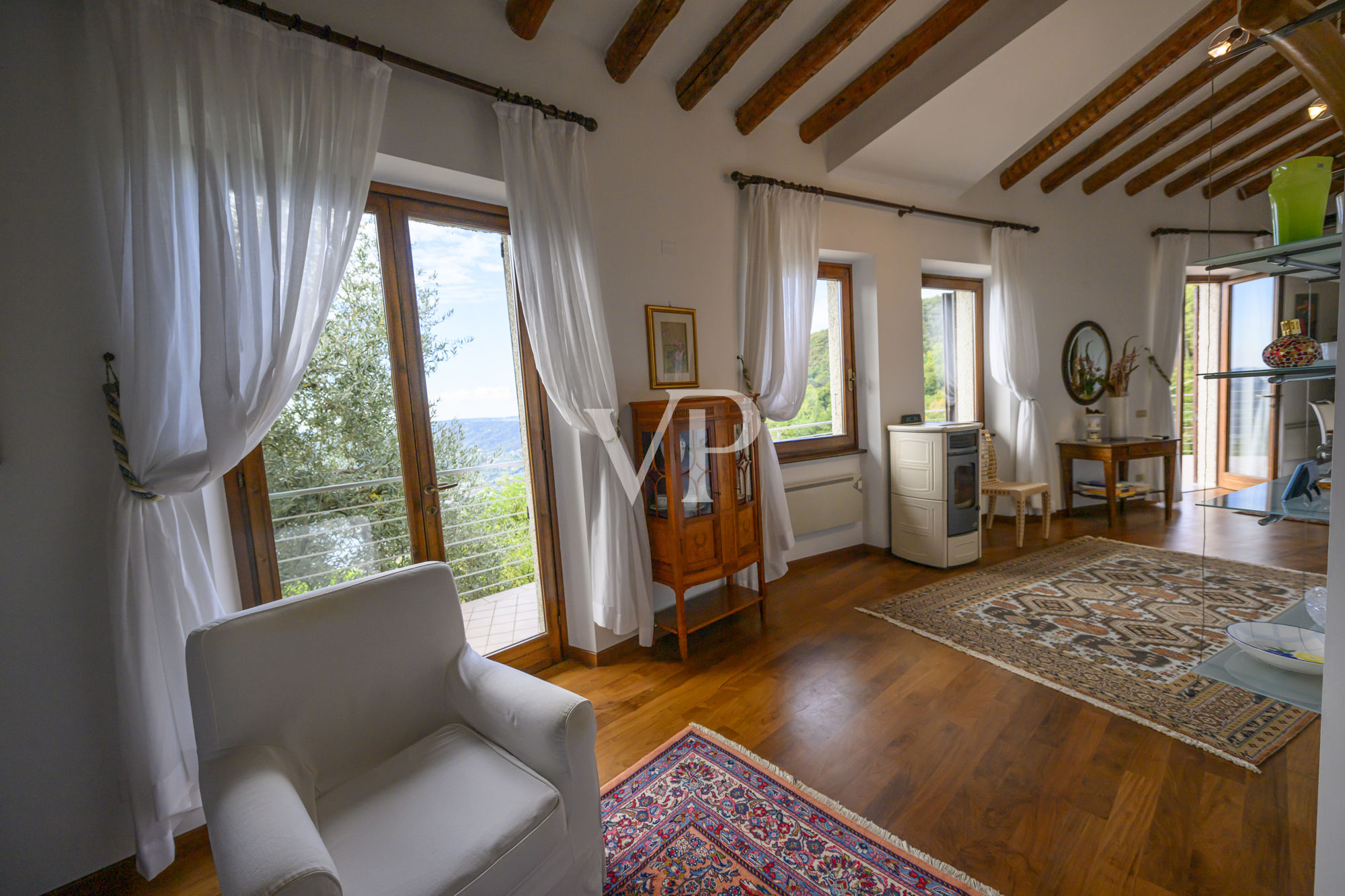 Villa con panorama incantevole sul lago di Garda