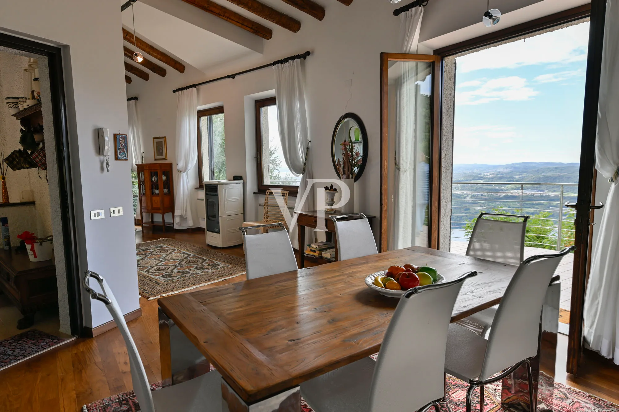 Villa con panorama incantevole sul lago di Garda