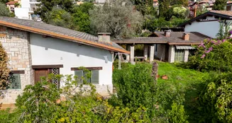 von_poll_real_estate_property_IT244921552_image_64