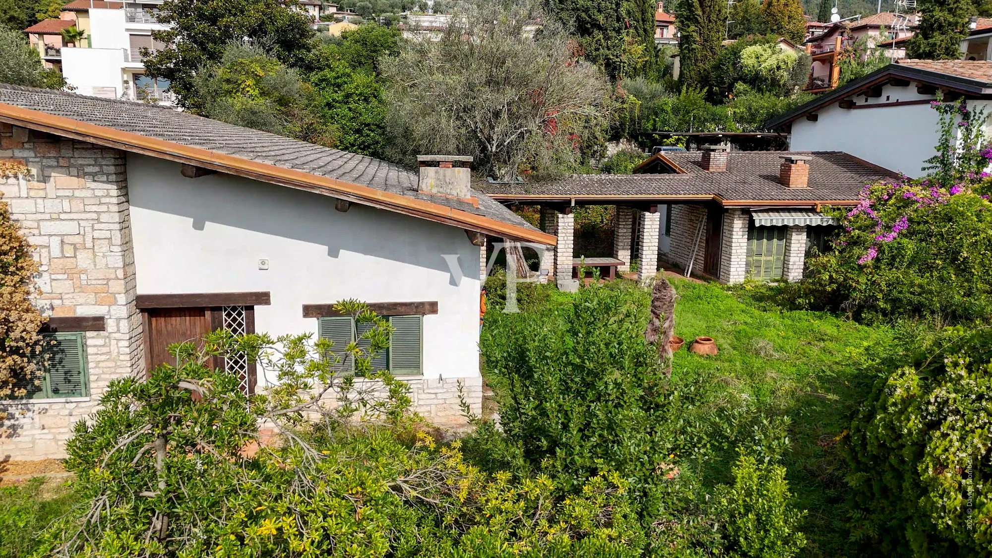 Exclusive villa under construction