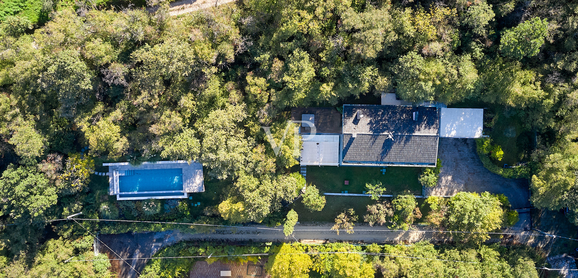 Einzugsbereit: Stilvolle Villa mit Panoramablick auf den Gardasee