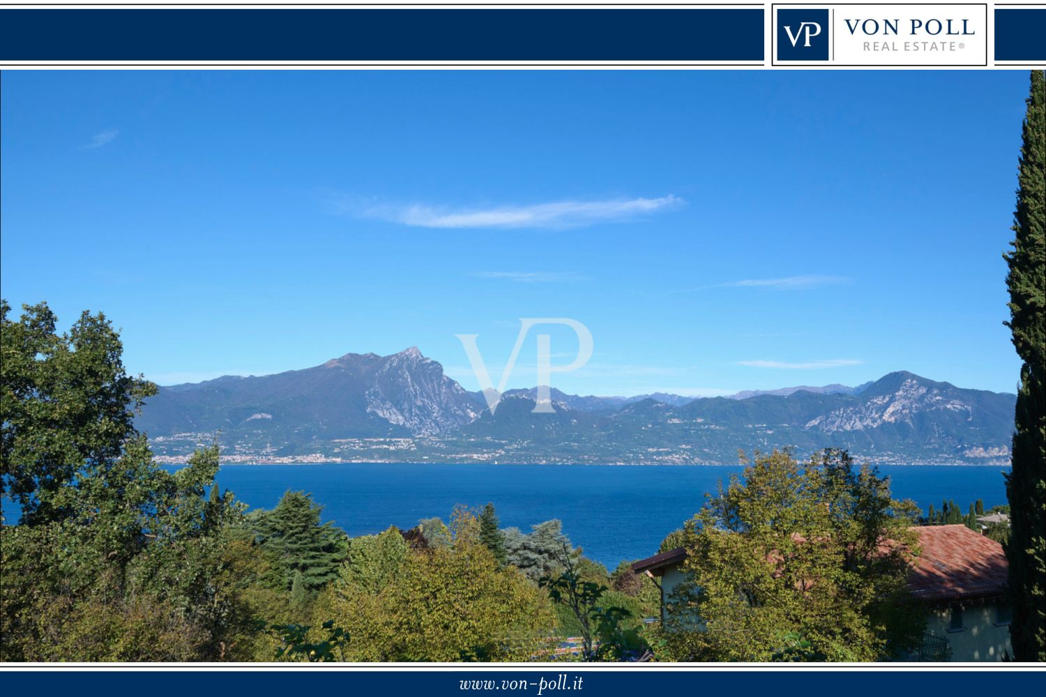 Ready to live: modern villa with spectacular views of Lake Garda