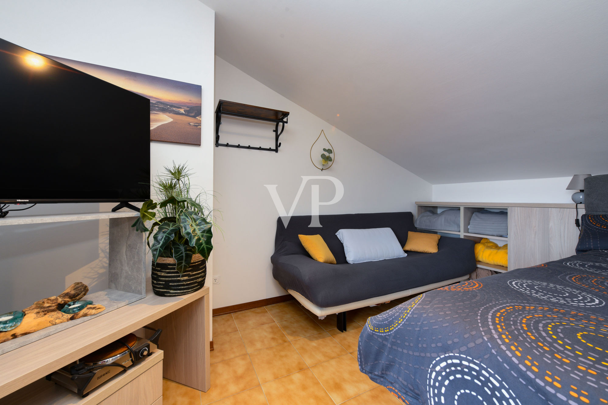 Großzügige Duplexwohnung mit Dachterrasse und Panoramablick auf die Rocca di Garda