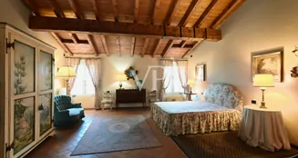 von_poll_real_estate_property_IT244921717_image_17