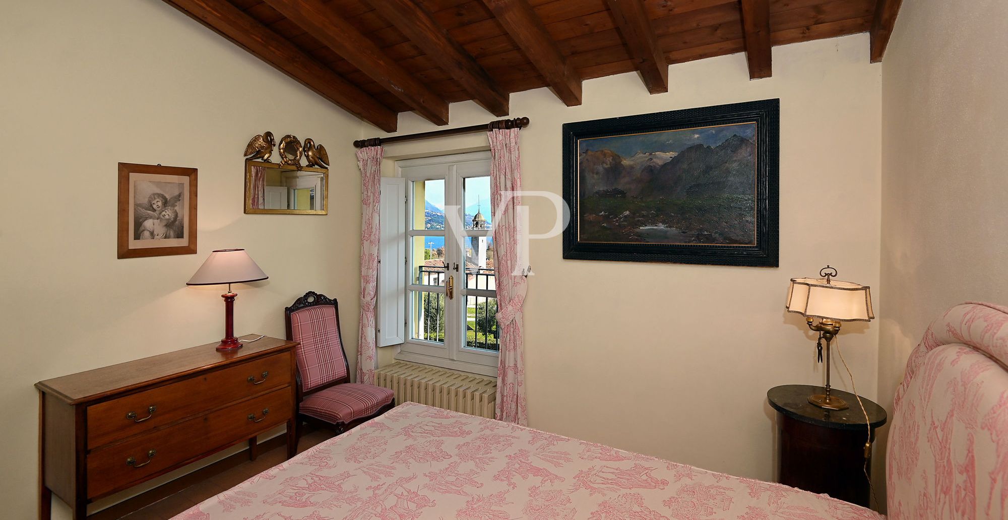 Splendido attico vista lago