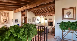 von_poll_real_estate_property_IT244921717_image_40