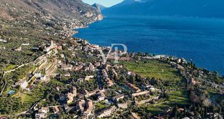 von_poll_real_estate_property_IT244921730_image_21