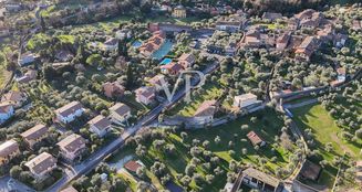 von_poll_real_estate_property_IT244921730_image_12