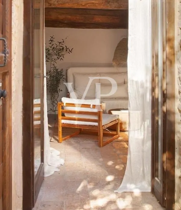 Casale con vista lago e parco ad ulivi