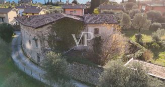 von_poll_real_estate_property_IT244921730_image_19