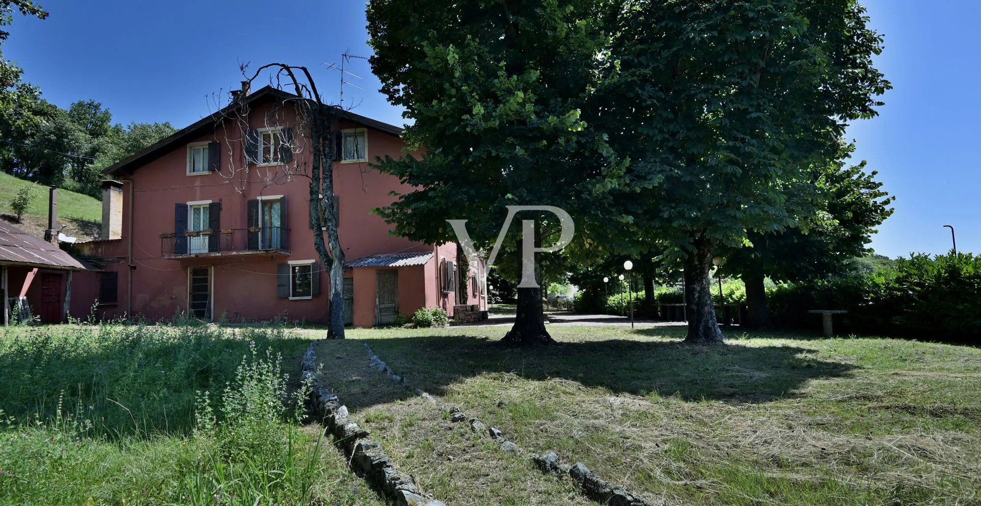 Hotel mit Seeblick in einem wunderschönen Privatpark in Salò