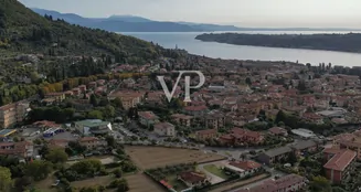 von_poll_real_estate_property_IT254921783_image_4